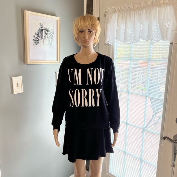 Forever 21 Sweatshirt‎ SZ MED - Picture 1 of 5